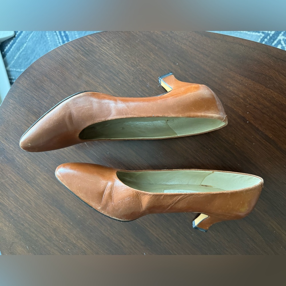 Liz Claiborne leather Women's Brown Heels